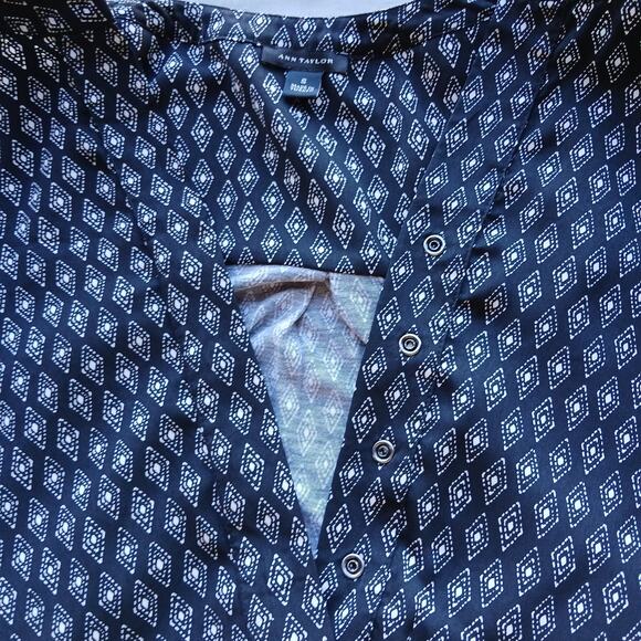 Ann Taylor Sleeveless Camp Tunic Small split neck tank top half snap dual fabric - Picture 5 of 10